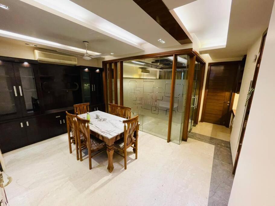 Divine India Service 4bhk,d-36, Saket Apartment New Delhi