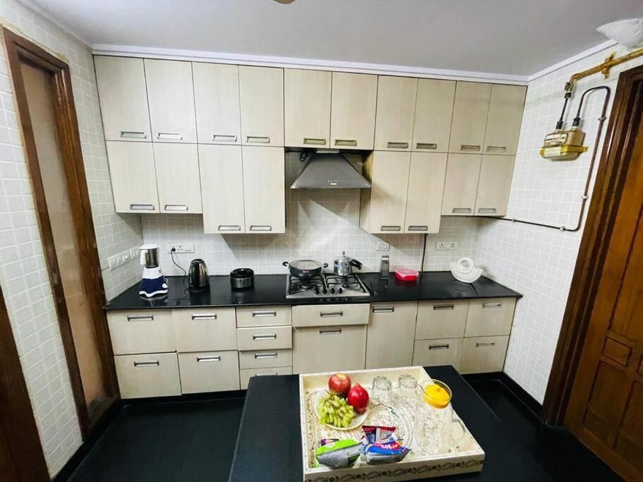 Divine India Service 4bhk,d-36, Saket Apartment